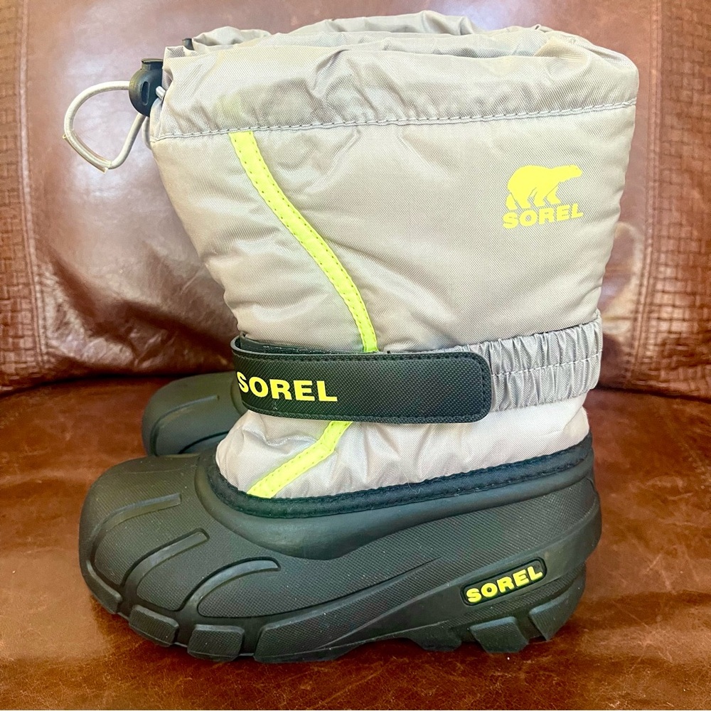 Sorel Kids' Flurry Water And Wind Resistant Snow Winter Boots - Picture 4 of 13
